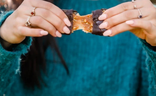 CRUMBLE Charms 🤎Salted Peanut Caramello Bars